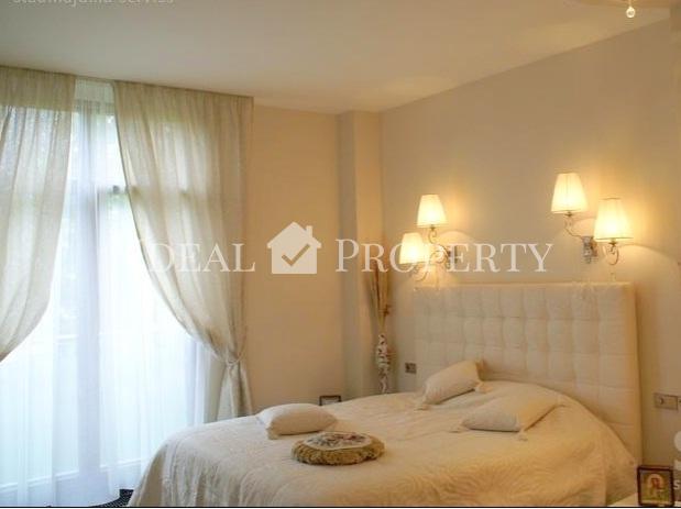 For rent elegant 2-bedroom apartment at Nitaures str.